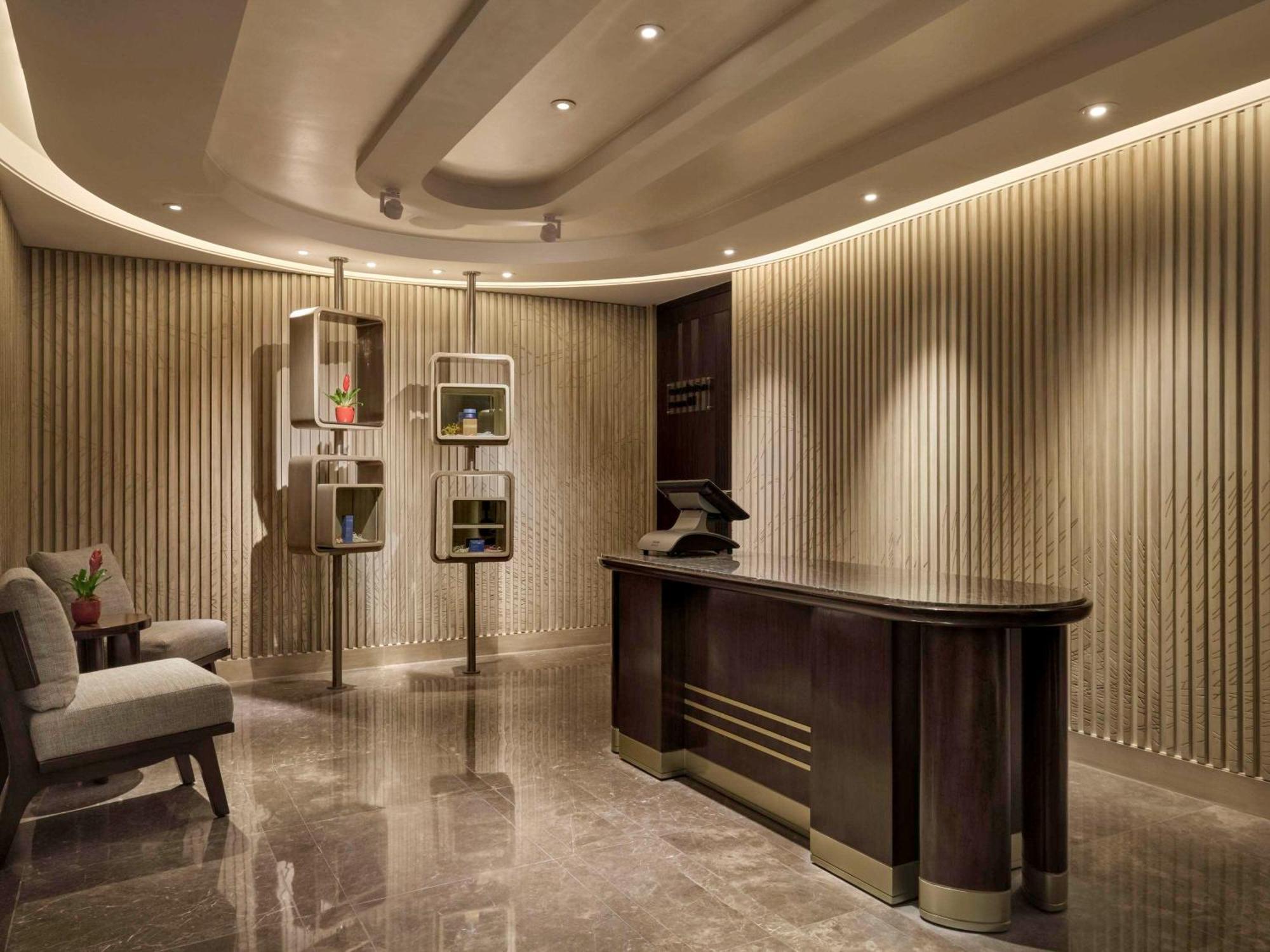Swissotel Clark Philippines Clark Field Exterior foto
